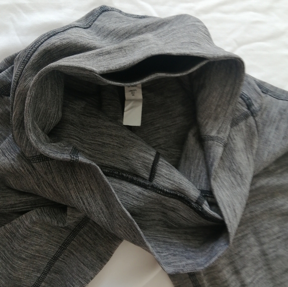 Lululemon Align Joggers 24" Crop Pants Heathered Black Grey Size 4 - Picture 11 of 16